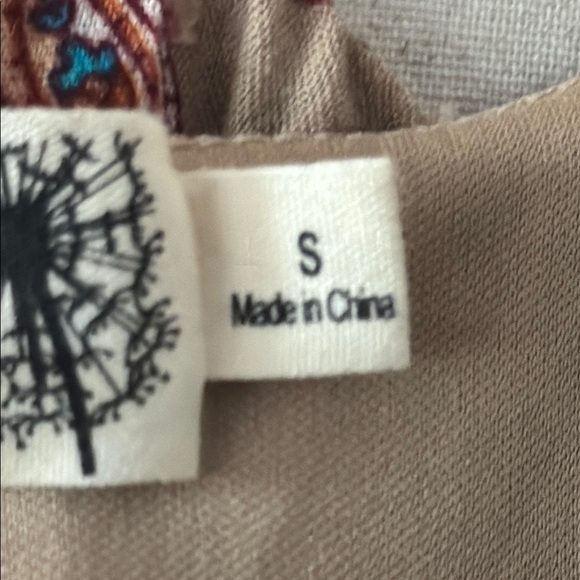 Everleigh Paisley Print Sleeveless Top with cinched waist; S - Picture 6 of 8